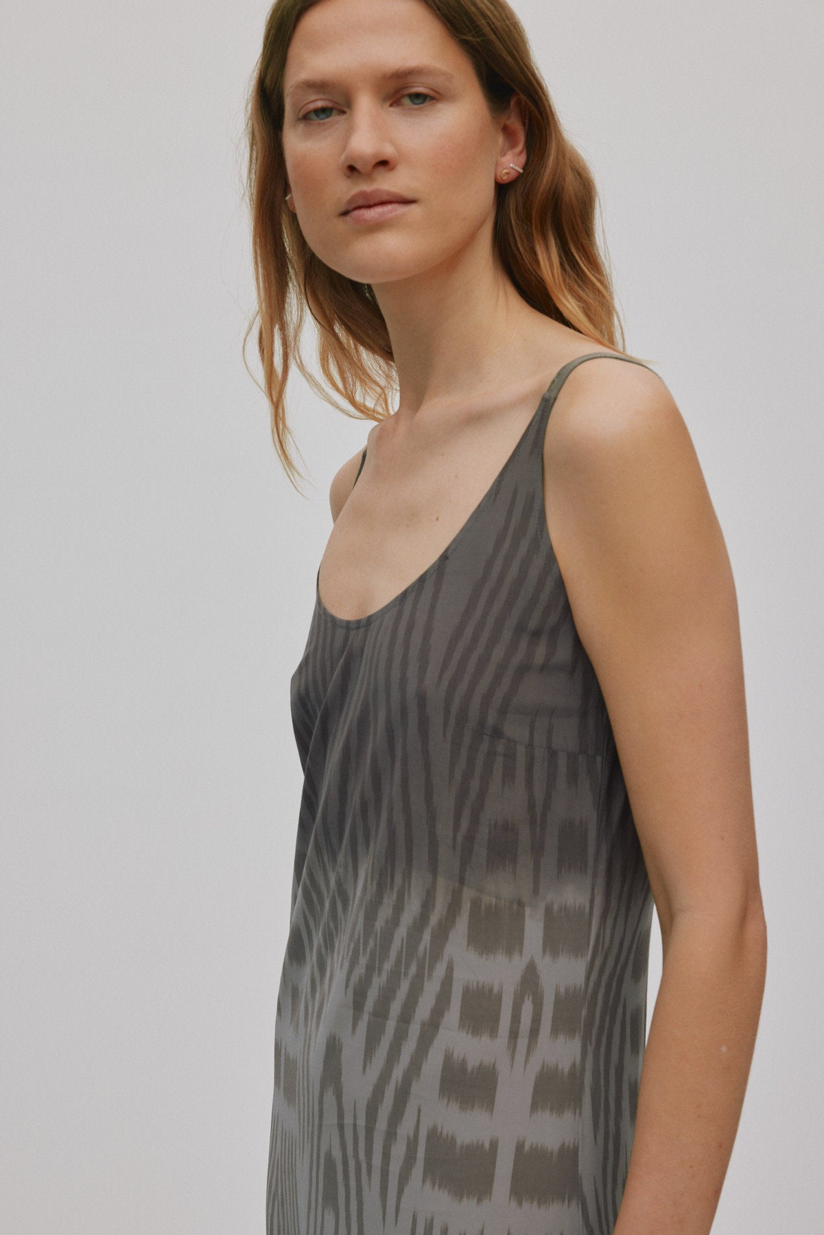 Maice - Ombre ikat slim string dress I Asphalt combo 4 - Rabens Saloner - DK