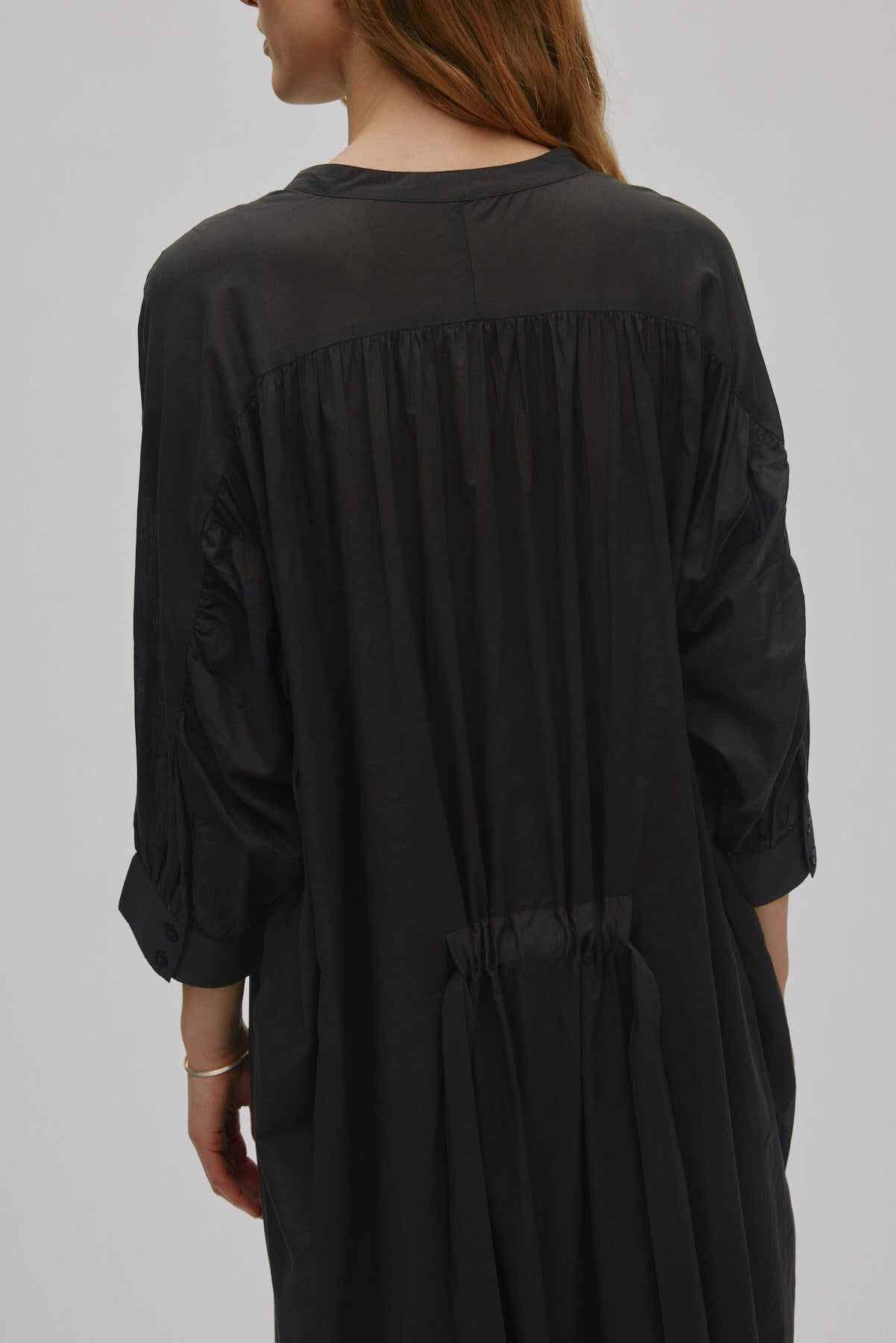 Tuva - Voile frill shirt dress I Liquorice 3 - Rabens Saloner - DK