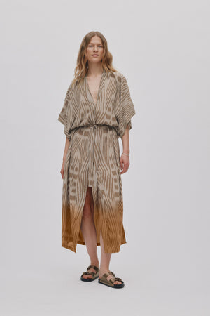 Alesandra - Ombre ikat kimono dress I Cognac combo Cognac combo O/S 1 - Rabens Saloner - DK