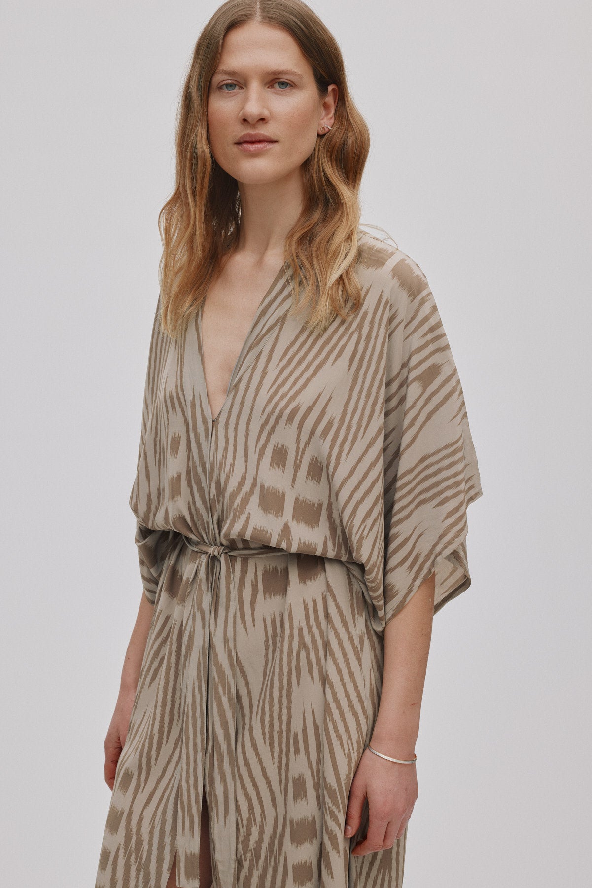 Alesandra - Ombre ikat kimono dress I Cognac combo 2 - Rabens Saloner - DK