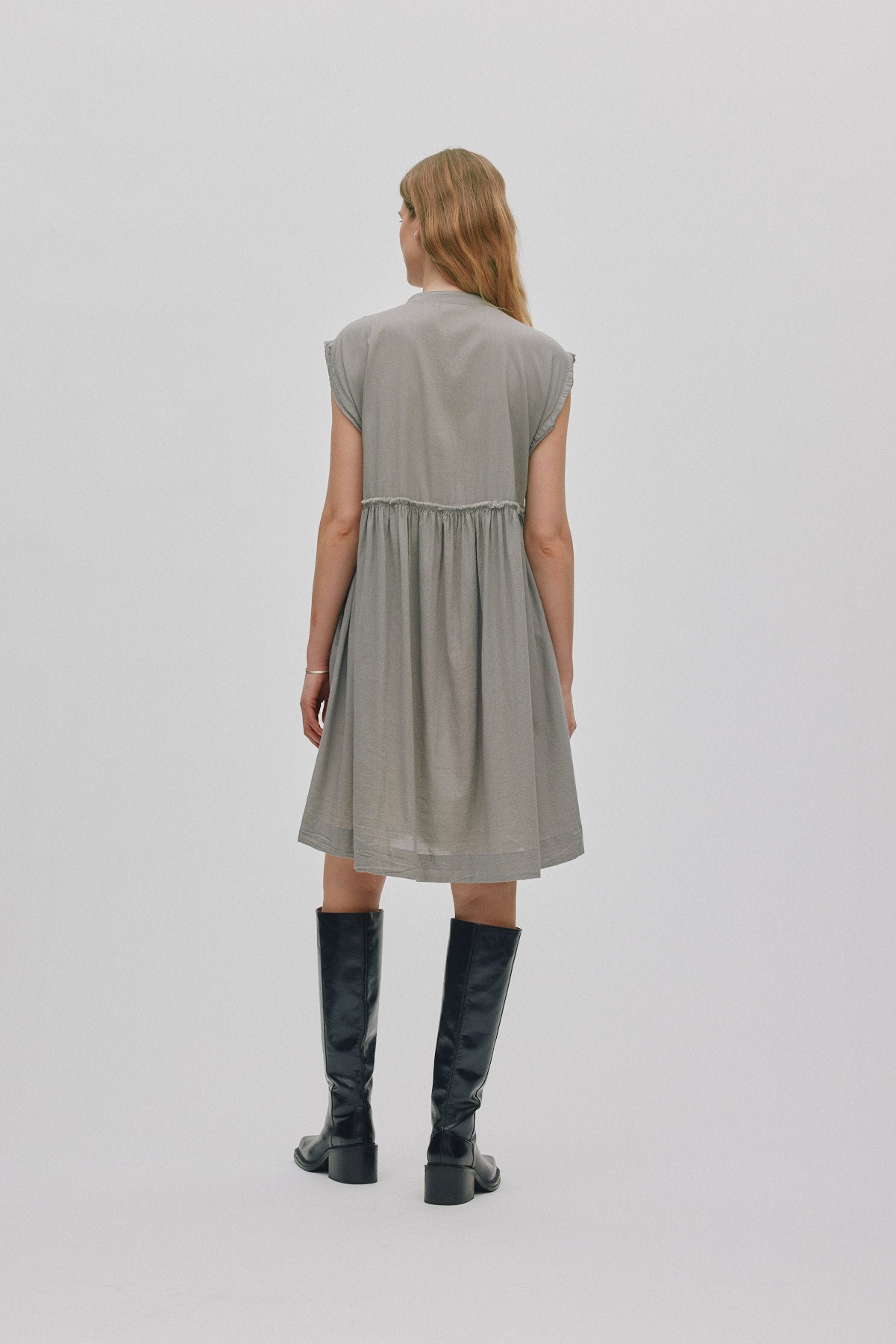Devina - Cotton dress I Cement 9 - Rabens Saloner - DK