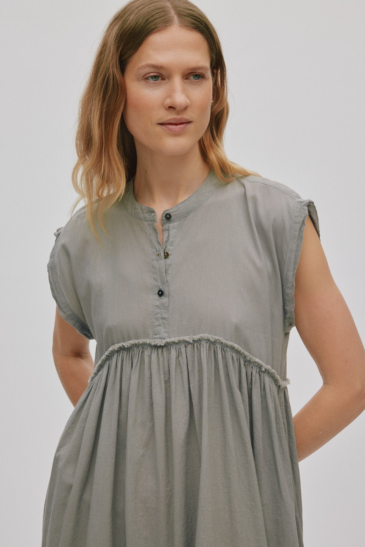Devina - Cotton dress I Cement 8 - Rabens Saloner - DK