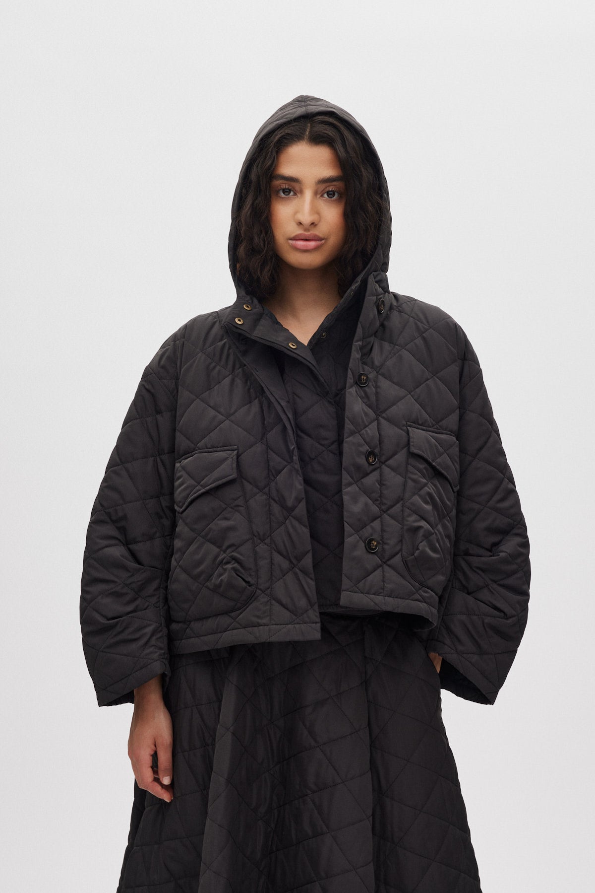 Rhea - Tech quilt jacket I Black 5 - Rabens Saloner - DK