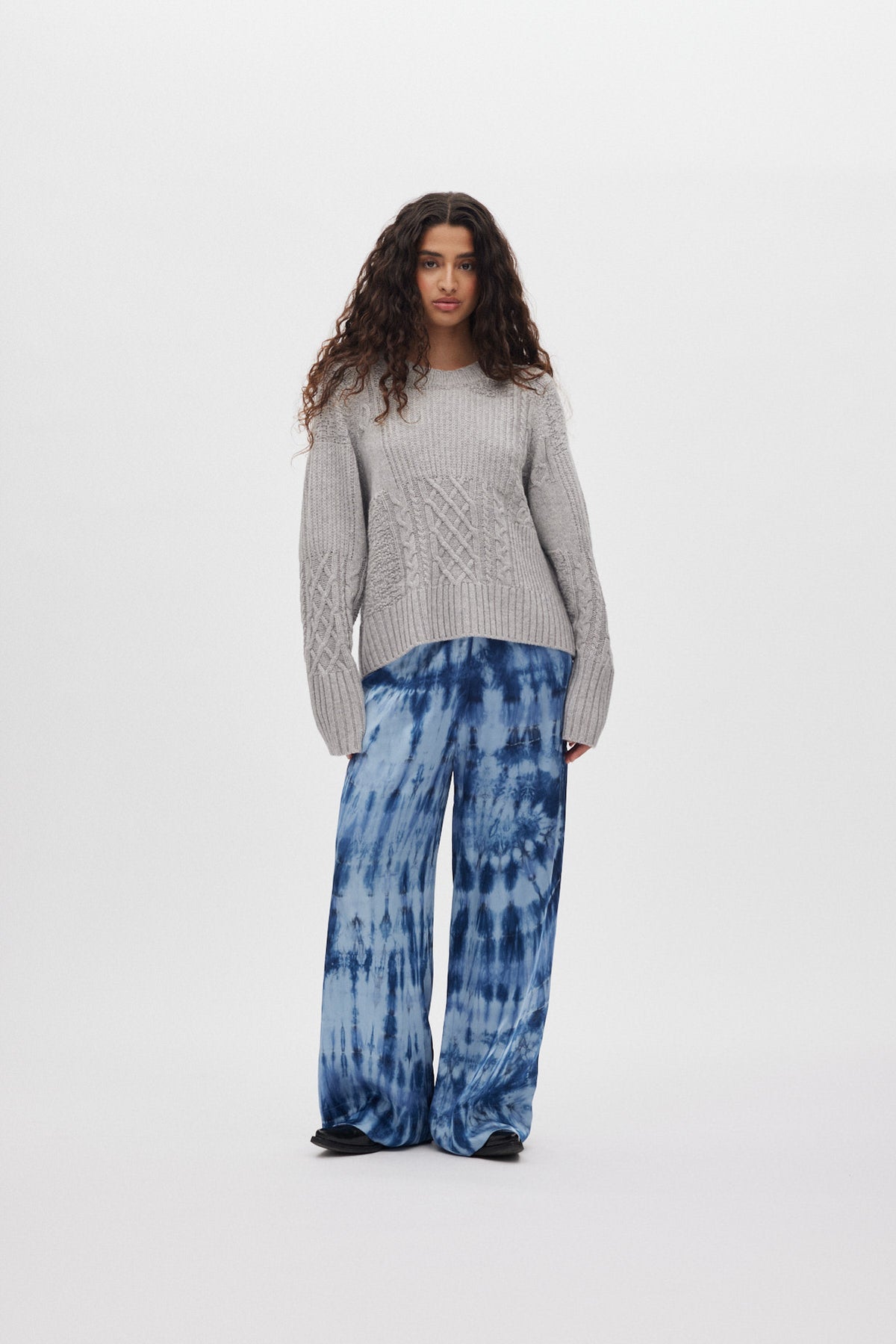 Baze - Patchwork knit cropped sweater I Light grey melange 1 - Rabens Saloner - DK