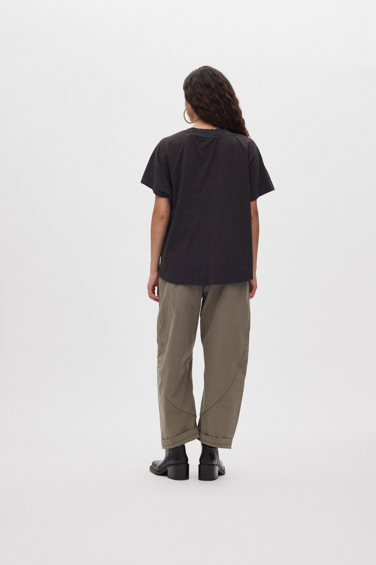 Ary - Fragile boxy t-shirt I Faded black 3 - Rabens Saloner - DK