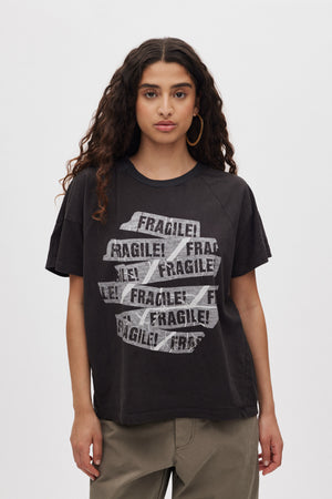Ary - Fragile boxy t-shirt I Faded black Faded black XS/S 2 - Rabens Saloner - DK