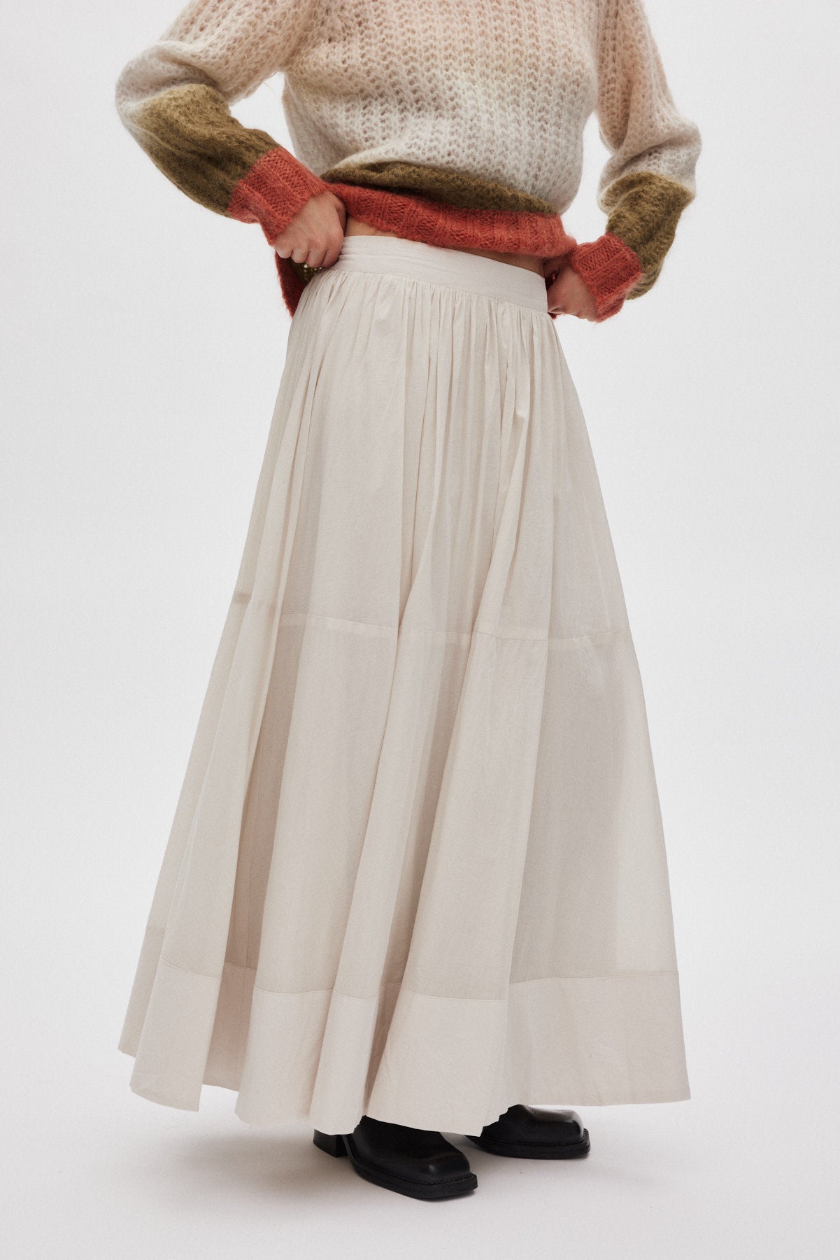 Dema - Poplin full layered skirt I Clay 4 - Rabens Saloner - DK