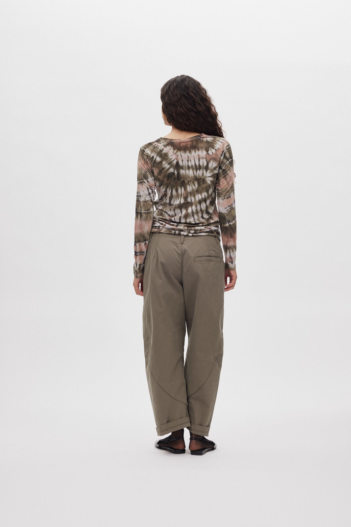 October - Utility shaped pants I Asphalt 10 - Rabens Saloner - DK