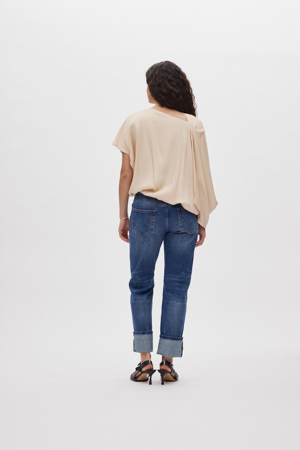 Mist - Ripple drape blouse I Sand Dollar 3 - Rabens Saloner - DK