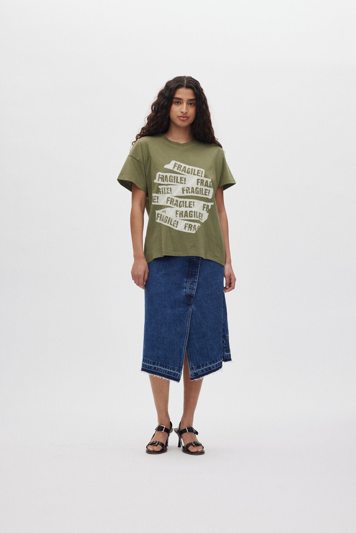Ary - Fragile boxy t-shirt I Green 2 - Rabens Saloner - DK