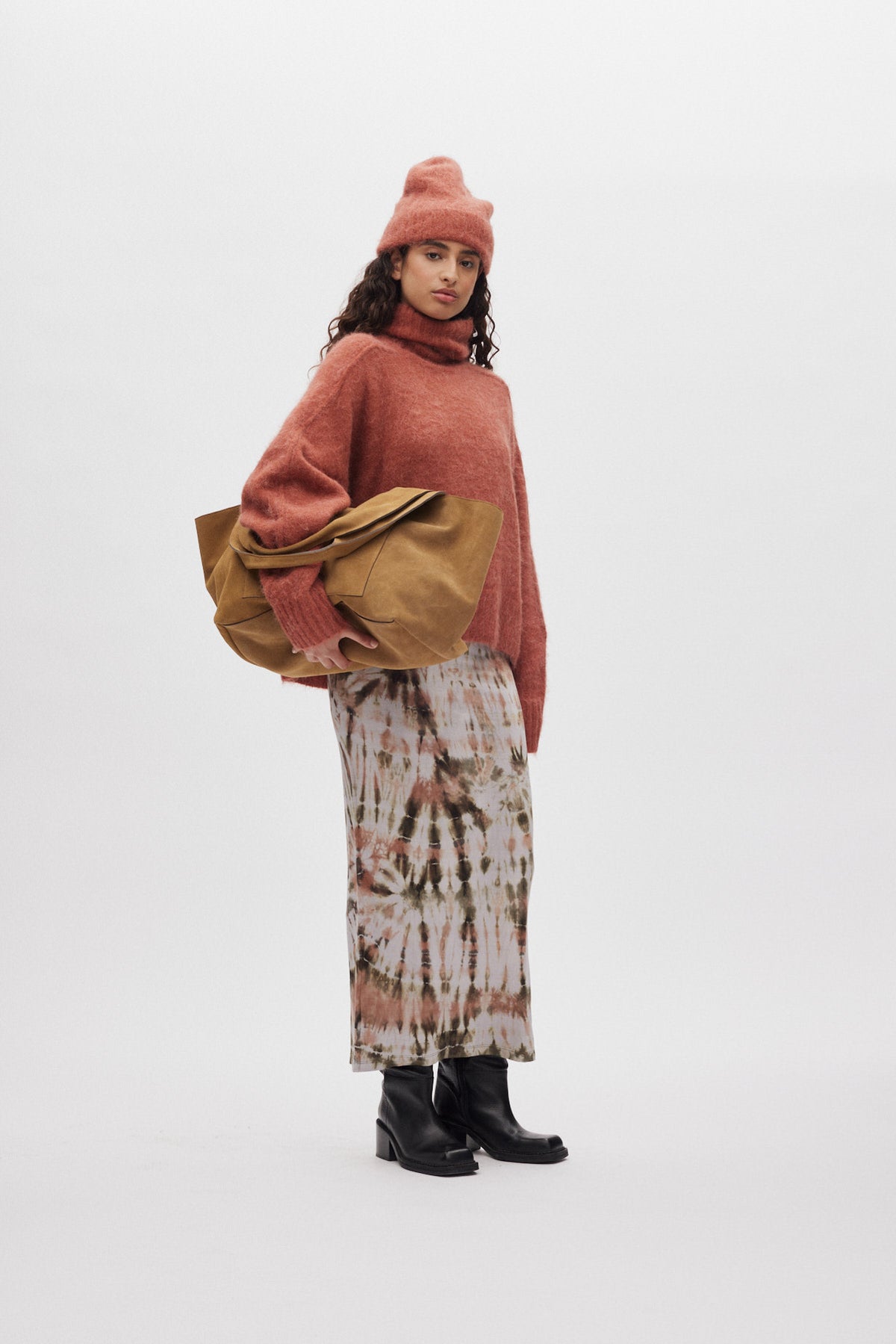 Mabeka - Fluffy knit funnel-neck sweater I Redwood 4 - Rabens Saloner - DK