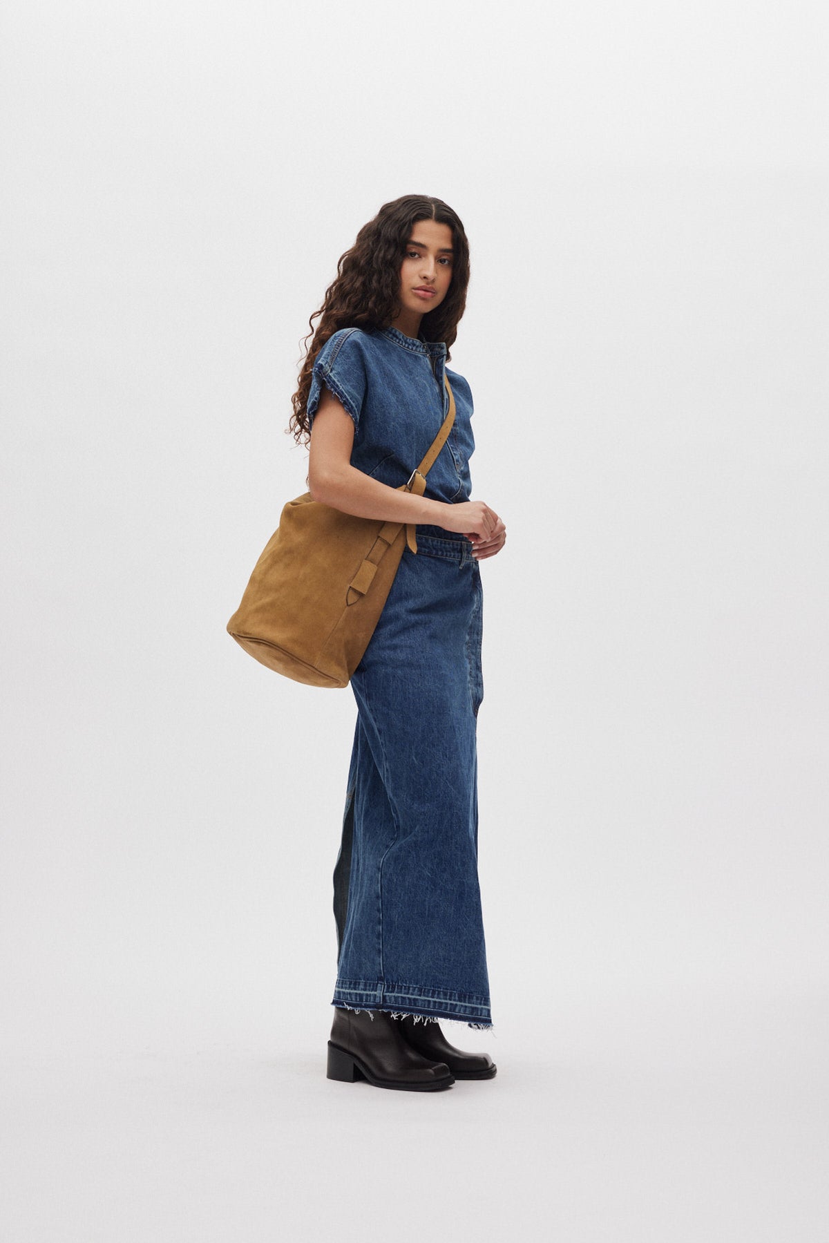 Shamika - Heavy suede shoulder bag I Whiskey 1 - Rabens Saloner - DK