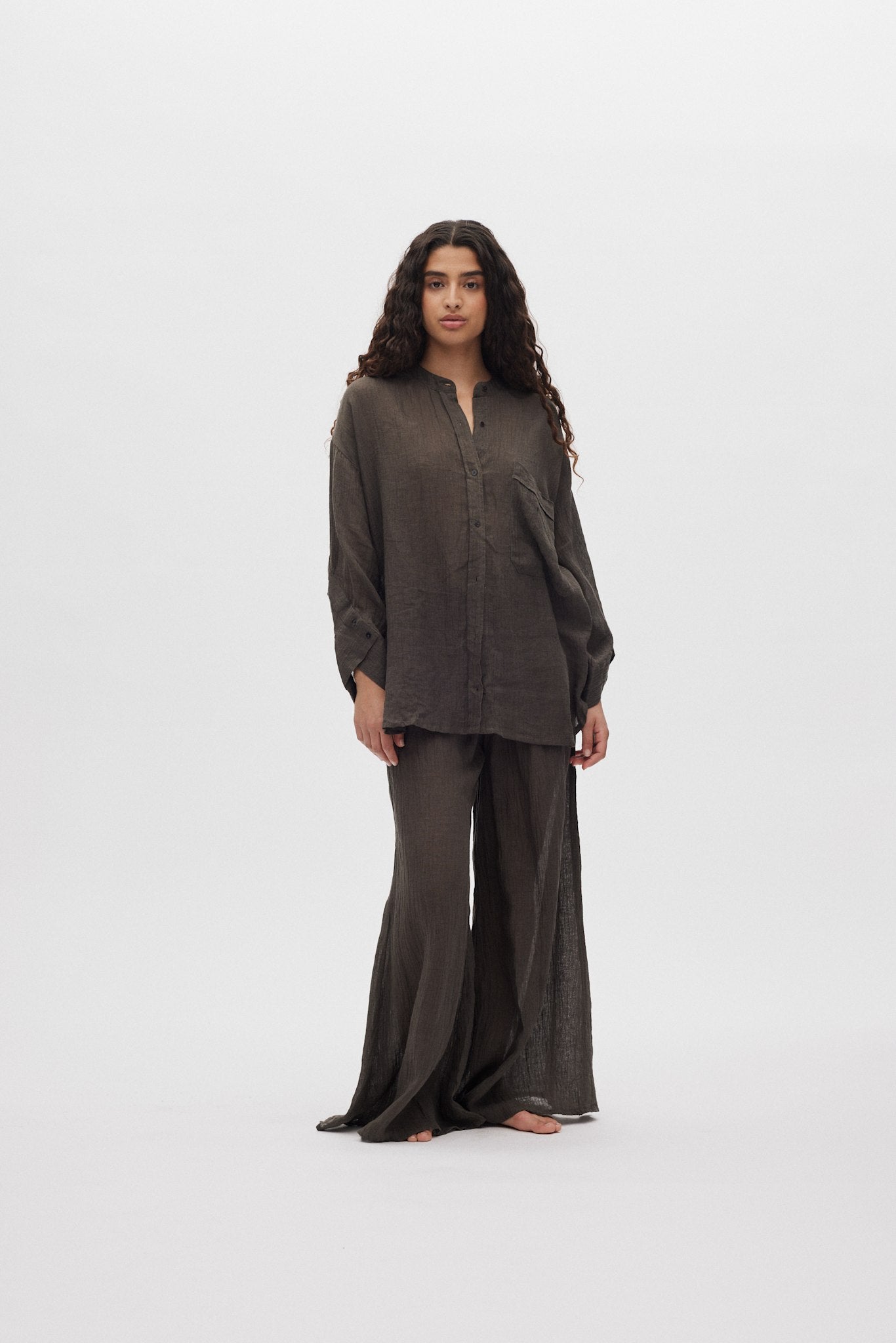 Karam - Crinkled wide leg pants I Faded black 6 - Rabens Saloner - DK