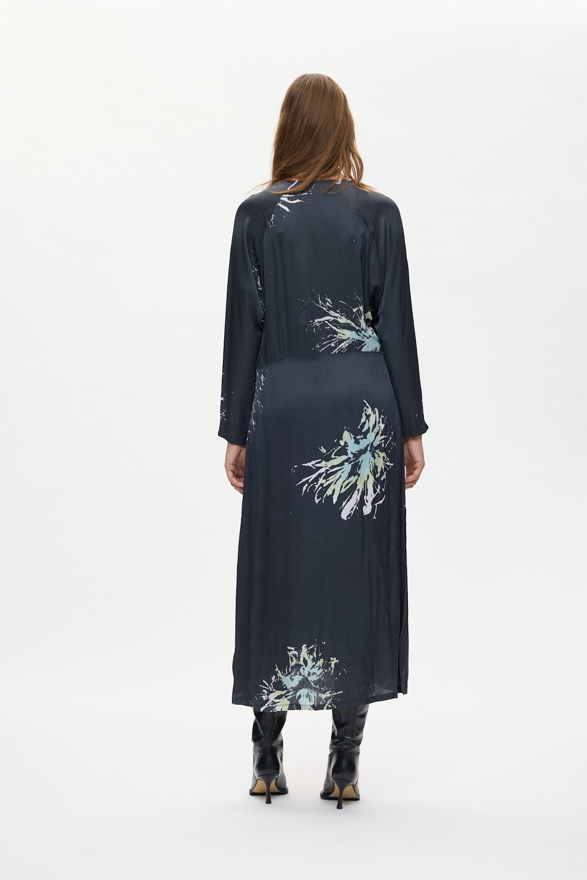 Helma - Lumière kaftan I Iron grey 3 - Rabens Saloner - DK