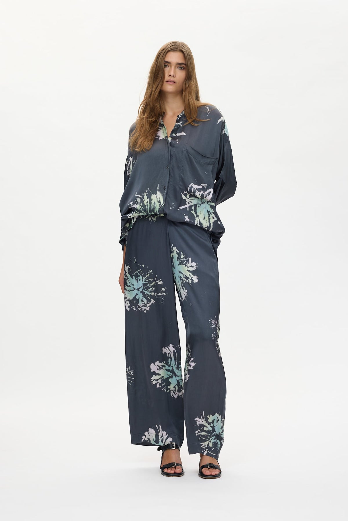 Alisa - Lumiére wide leg pants I Iron grey 1 - Rabens Saloner - DK