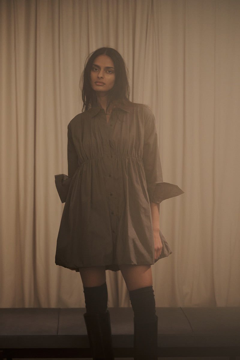 Sophia - Poplin puffed hem shirt dress I Dark grey