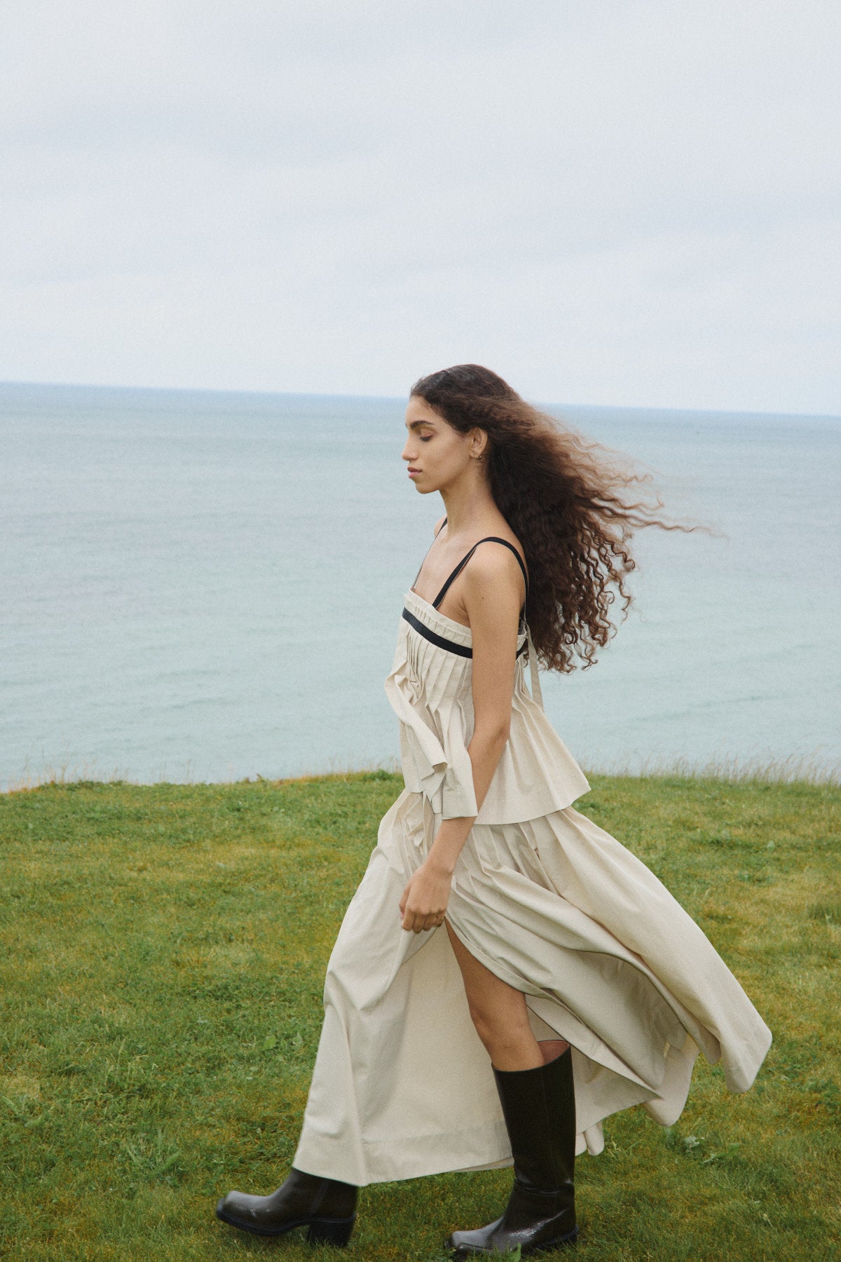 Thai - Light fusion skirt I Sand 13 - Rabens Saloner - DK