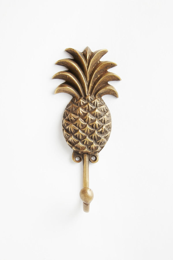 Brass Pineapple Hook - Hook 14 cm I Matte Brass Matte Brass L: 14 cm B: 6 cm 1 - Rabens Saloner - DK