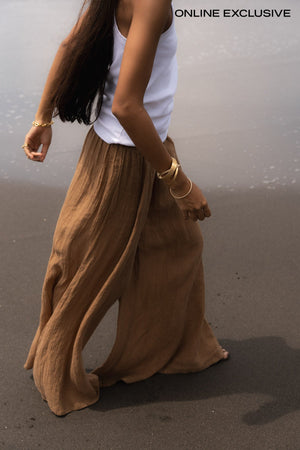 Karam - Crinkled wide leg pants I Walnut Walnut XS 1 - Rabens Saloner - DK