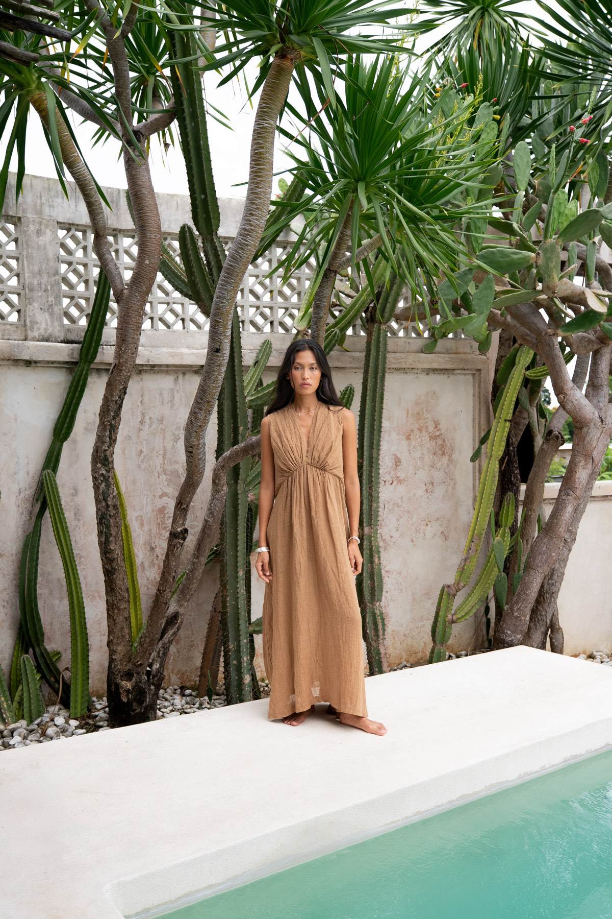 Kimber - Crinkled dress I Walnut 2 - Rabens Saloner - DK