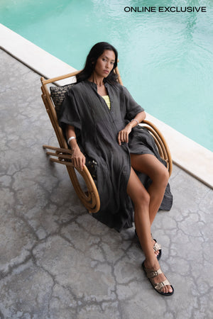 Susi - Crinkled long kaftan I Faded black Faded black XS 1 - Rabens Saloner - DK
