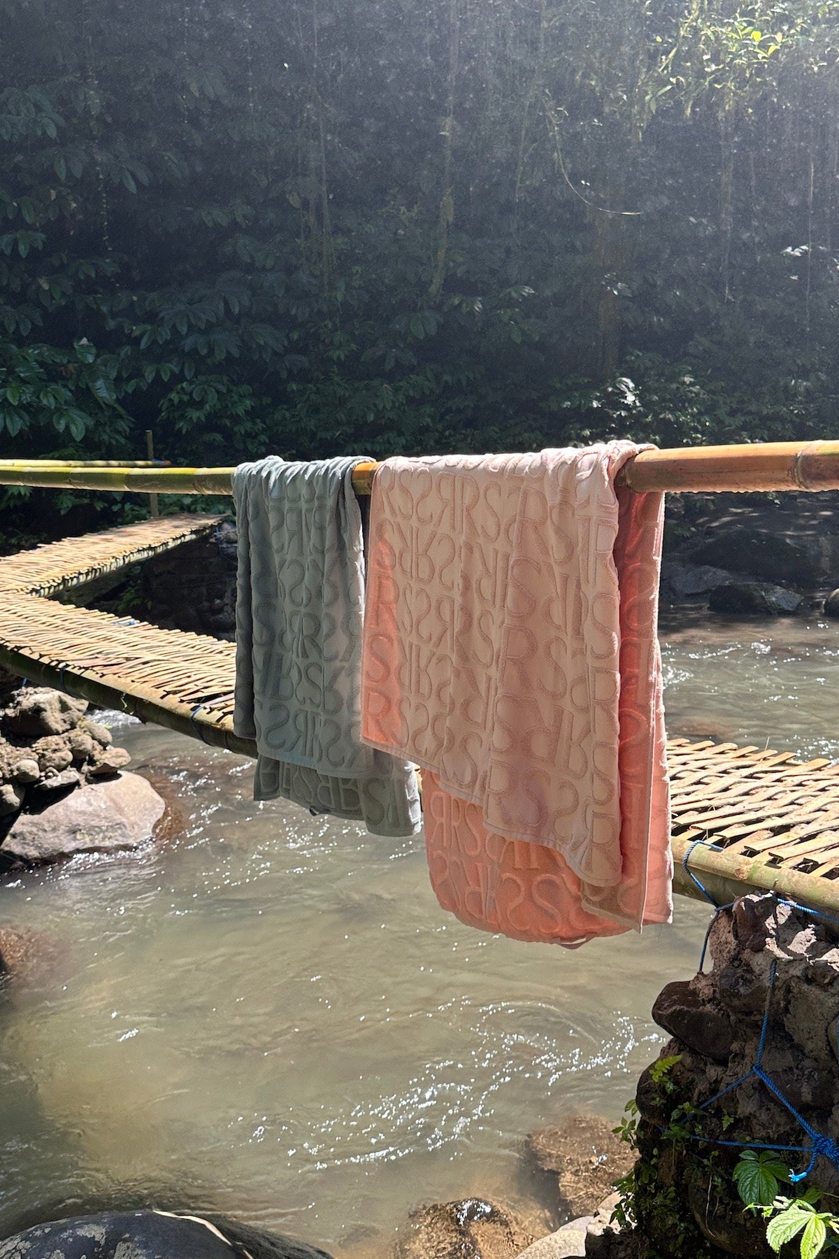 Monogram bath towel - Bath towel 100x150 cm I Sage 4 - Rabens Saloner - DK