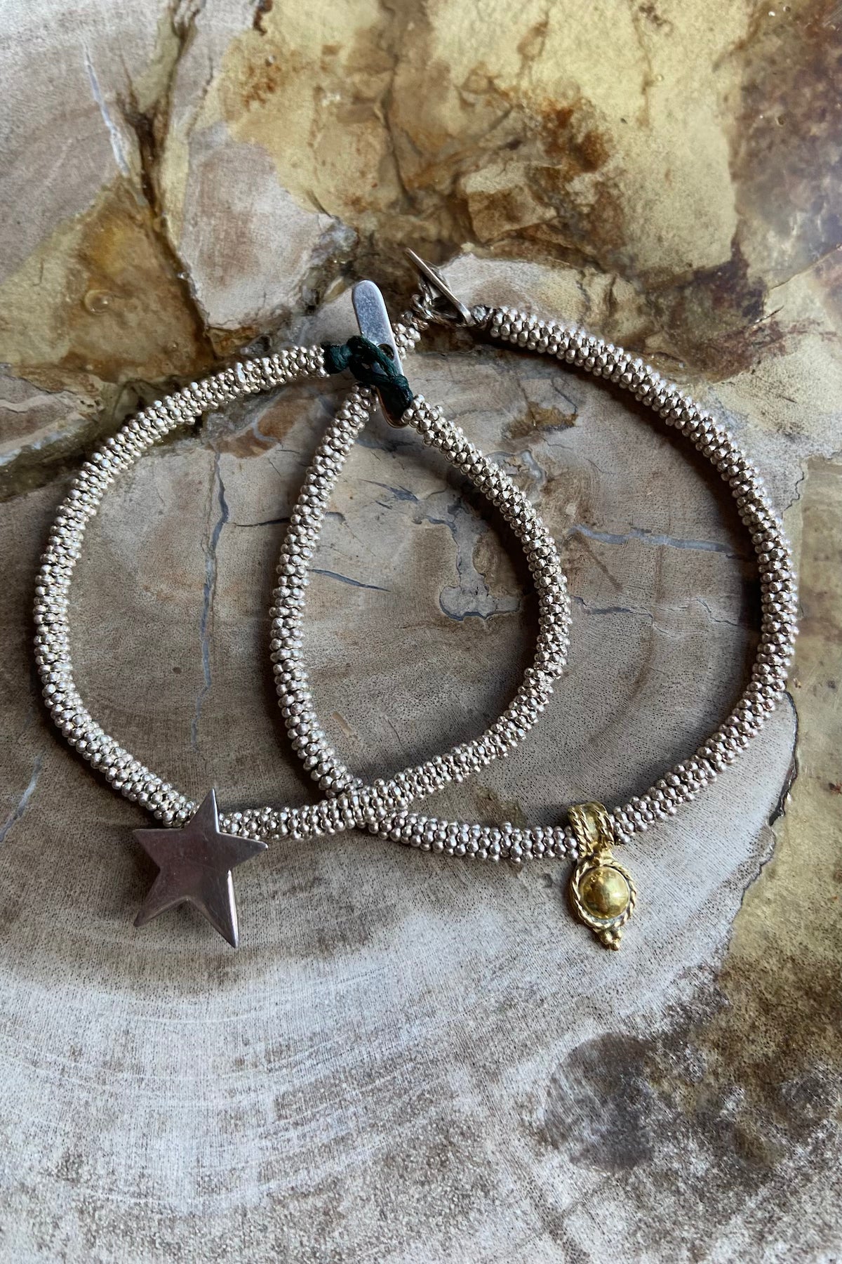 Nafsu - Bead bracelet w/Gold pendant    1 - Rabens Saloner - DK