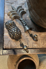 COLMAR - Matte owl brass hook