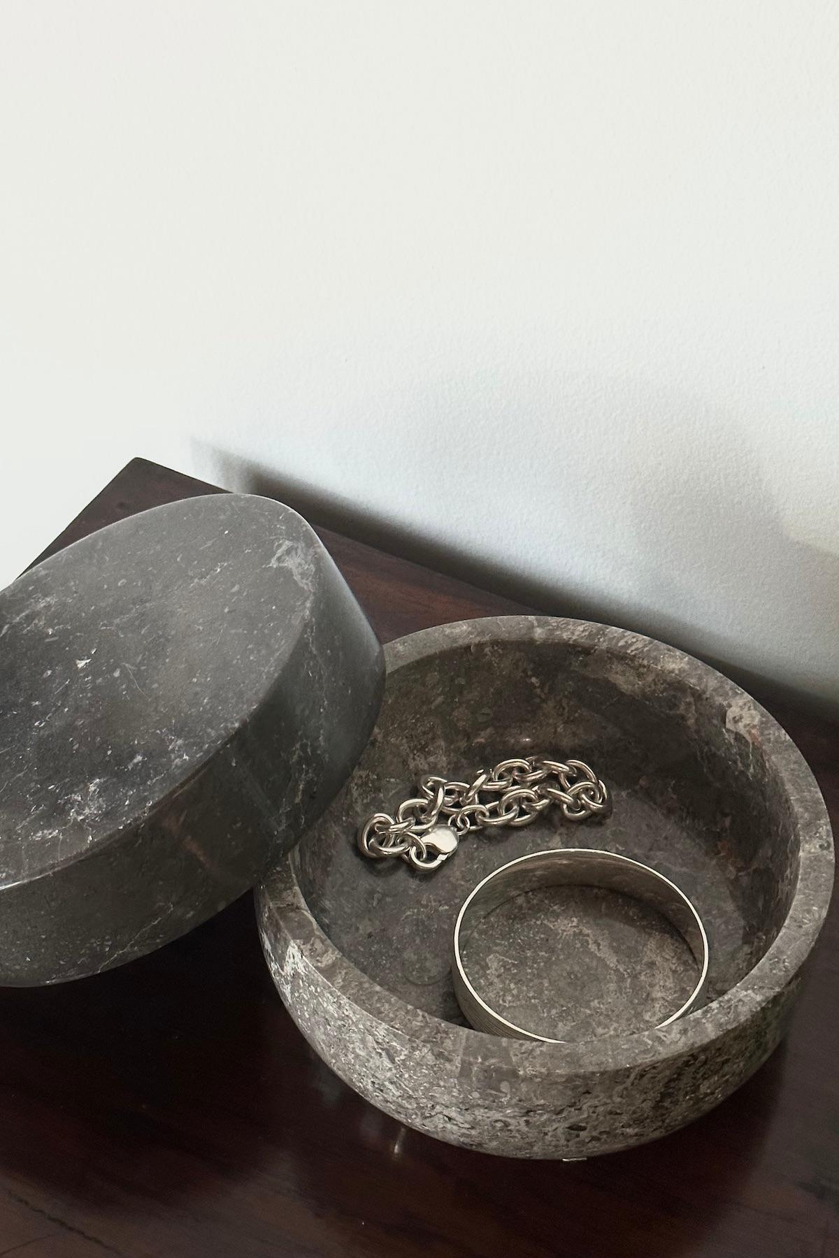 Two colored marble box - Marble box I Grey combo 2 - Rabens Saloner - DK