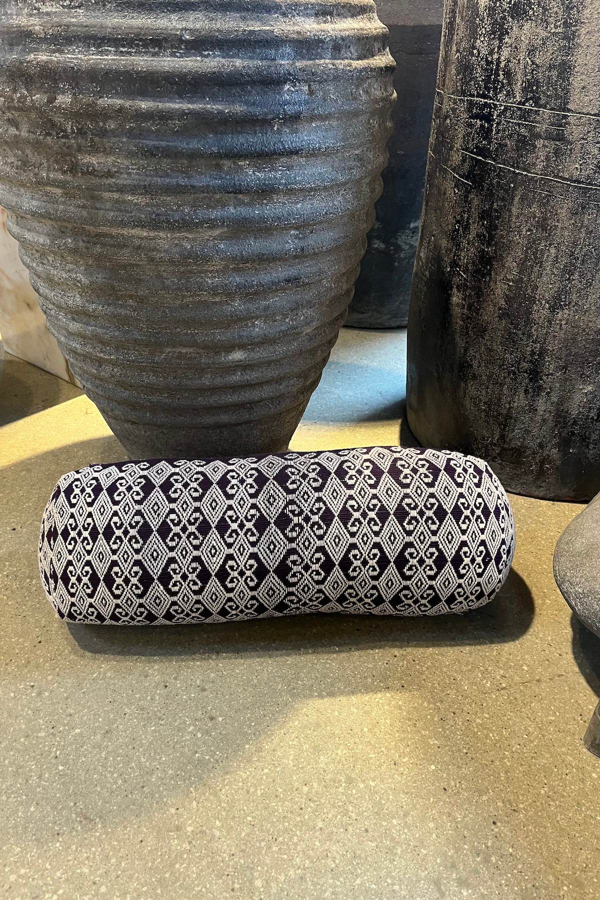 Round long pillow - Pillow 45x18 cm I Purple 3 - Rabens Saloner - DK