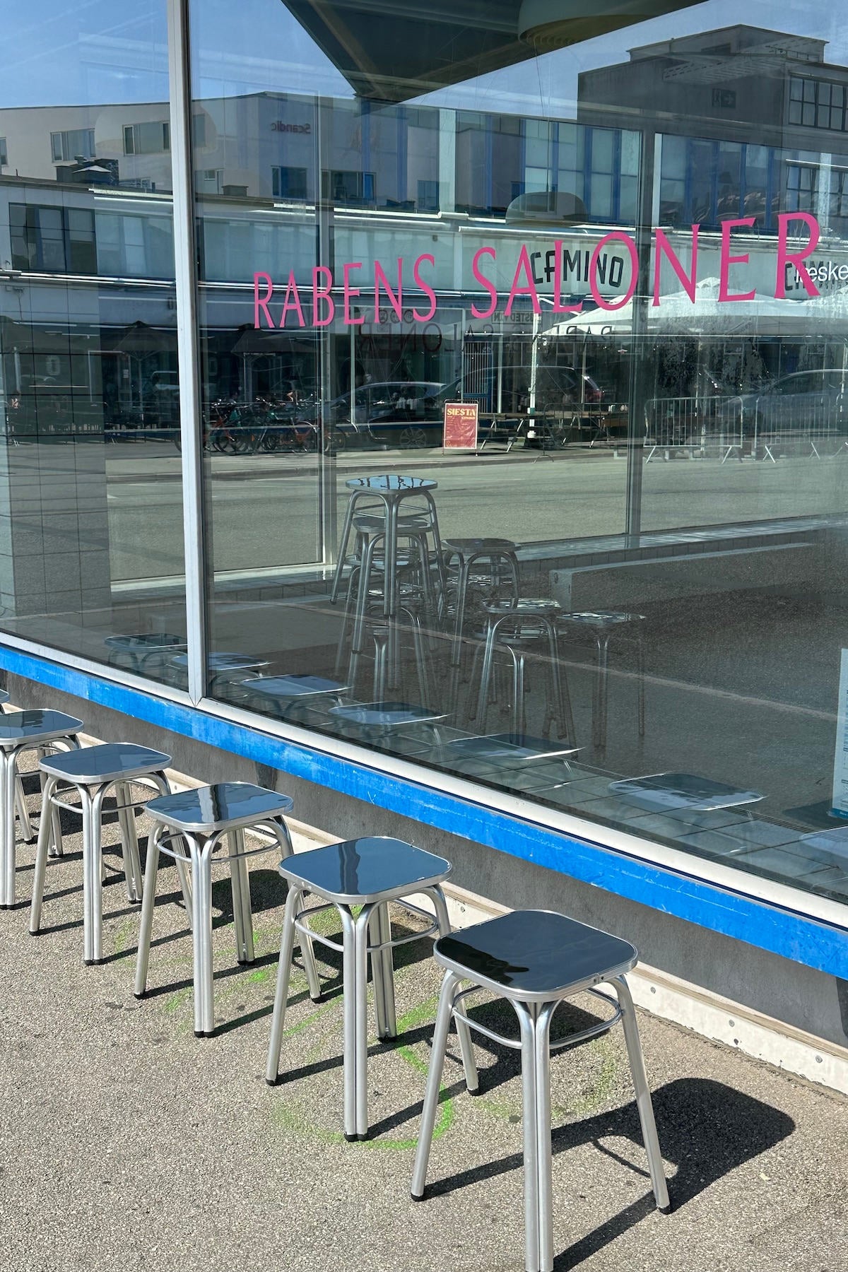 Aluminium Stool with Mirror Seat I Set of 2 - Rabens Apartment I Silver 7 - Rabens Saloner - DK