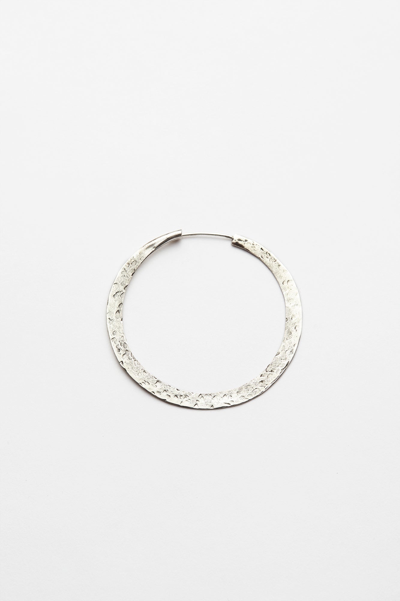 Nafsu - Silver hammered hoop M I Silver Silver 1 - Rabens Saloner - DK