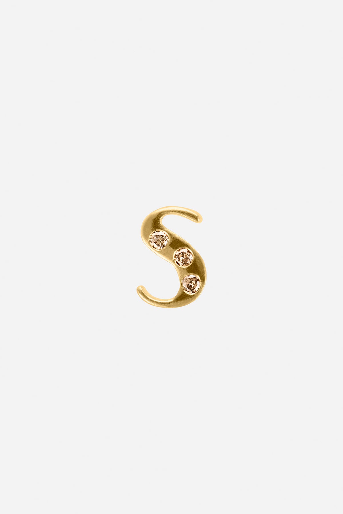 Diamond letter ear stud - Rabens Momento I Gold w/ Champaign diamond Gold w/ Champaign diamond S 1 - Rabens Saloner - DK