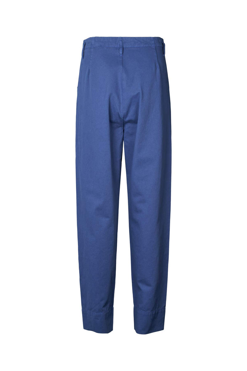 Raina - Canvas light pleat pant I Workwear blue    8 - Rabens Saloner - DK