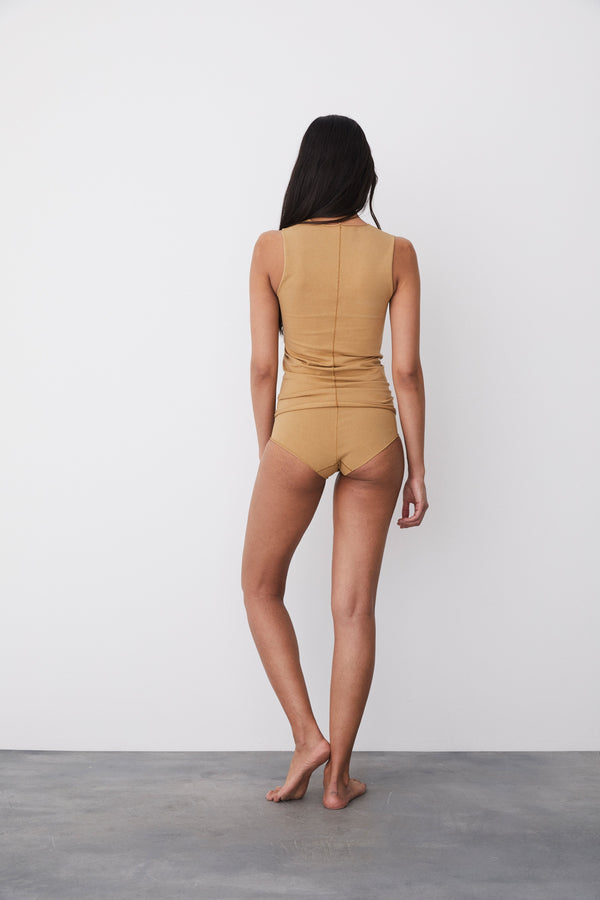 Shiva - Basic long top I Nougat