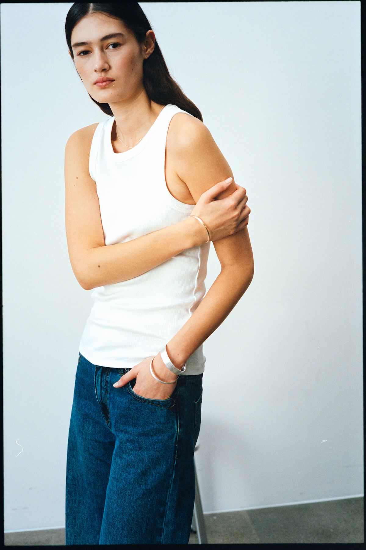 Carved wide bracelet - Rabens Momento I Silver