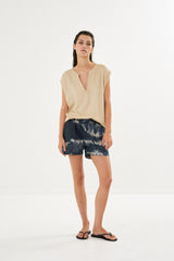 Rosalyn - Funnel web blouse I Sand    2 - Rabens Saloner - DK