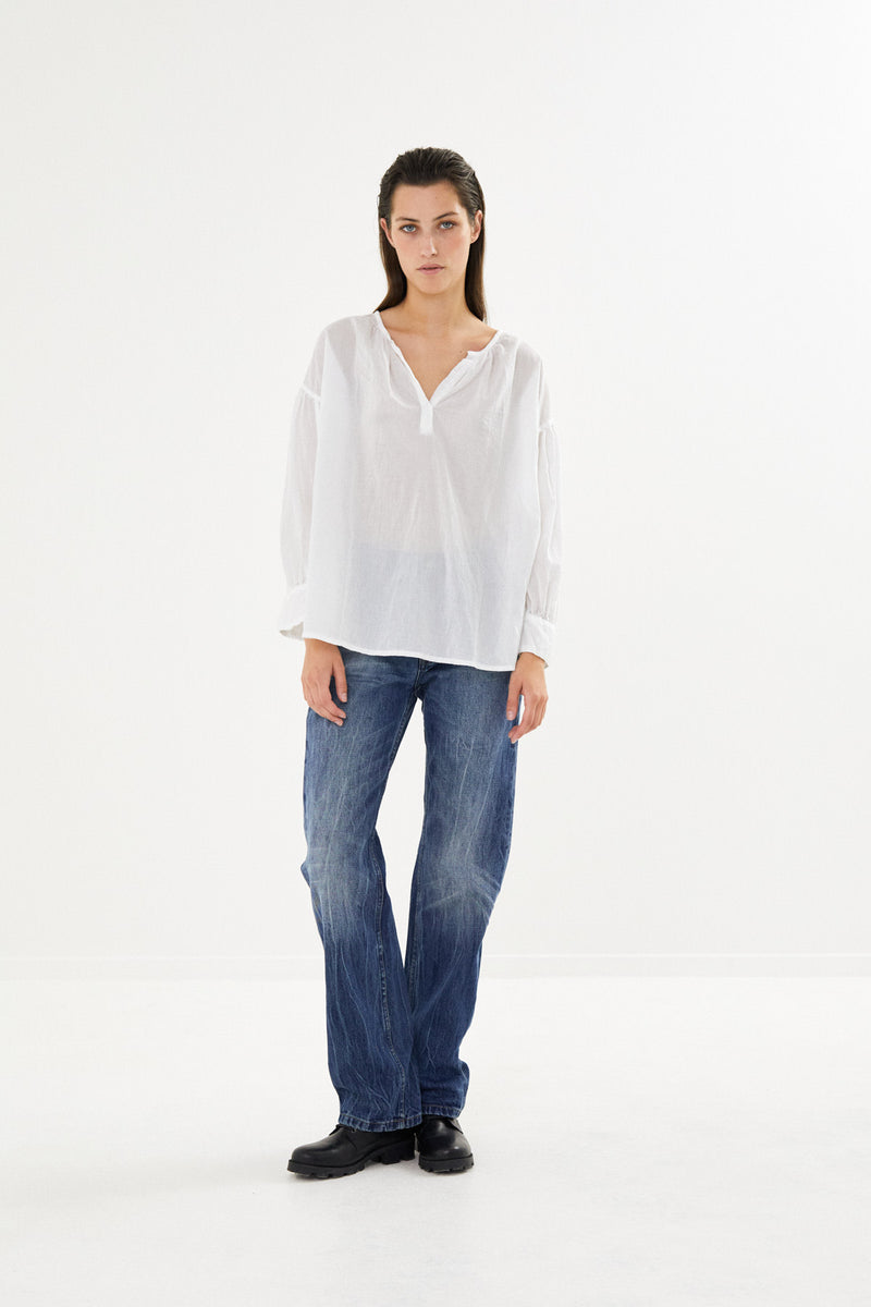 Charlot - Cotton gathered sleeve blouse I White    2 - Rabens Saloner - DK