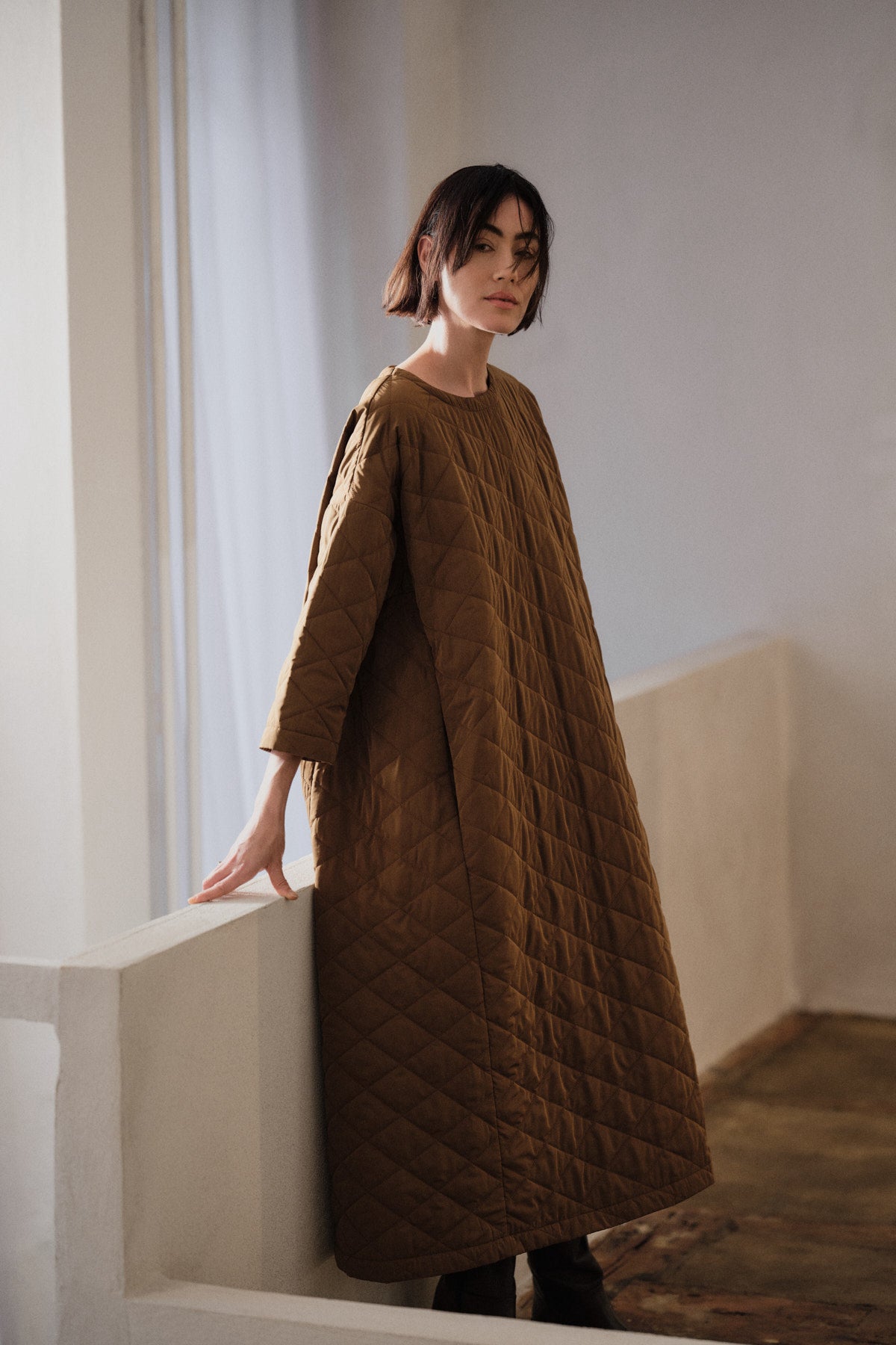 Pamala - Tech quilt dress I Chestnut 6 - Rabens Saloner - DK