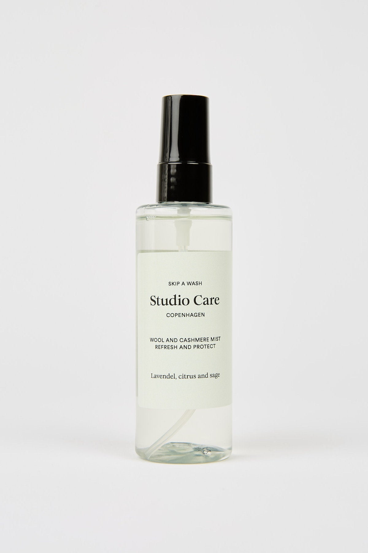 Wool & Cashmere Mist - Studio Care Copenhagen I Lavender, Citrus & Sage Lavender, Citrus & Sage 100 ML 1 - Rabens Saloner - DK