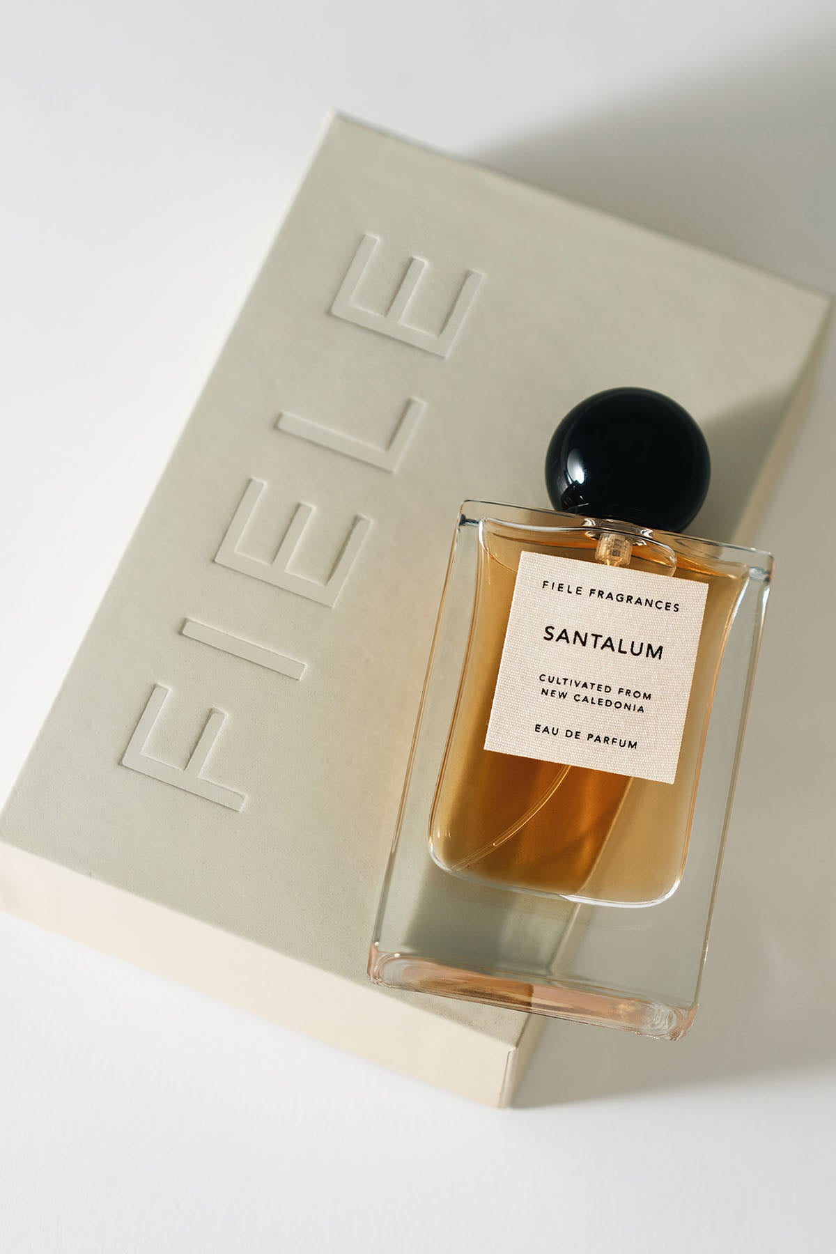 Fiele Fragrances - Perfume I Santalum 2 - Rabens Saloner - DK