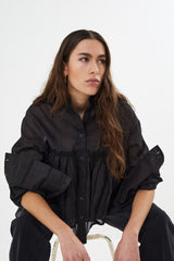 Shaker - Multi layer frill shirt I Black    1 - Rabens Saloner - DK