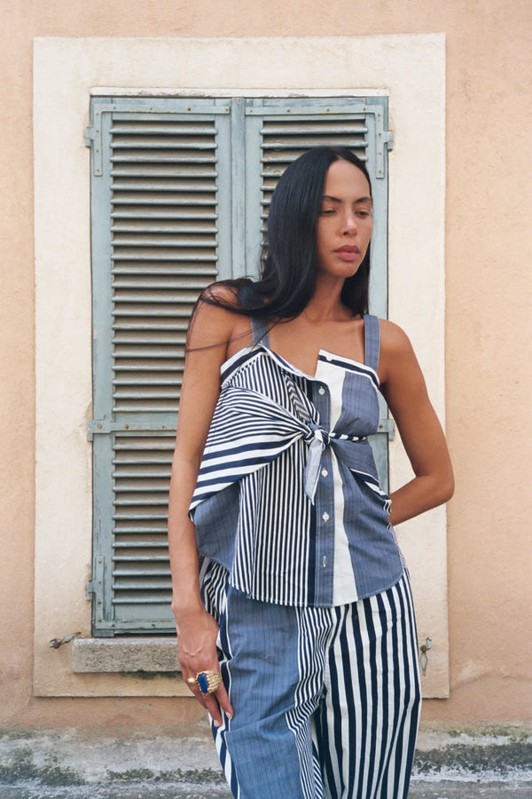 Bibs - Medley stripe tie front top I Navy stripe 1 - Rabens Saloner - DK