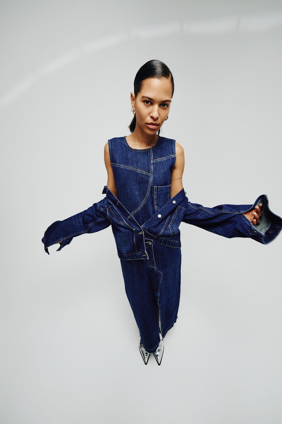 Janny - Patchwork denim jacket I Dark washed indigo 7 - Rabens Saloner - DK