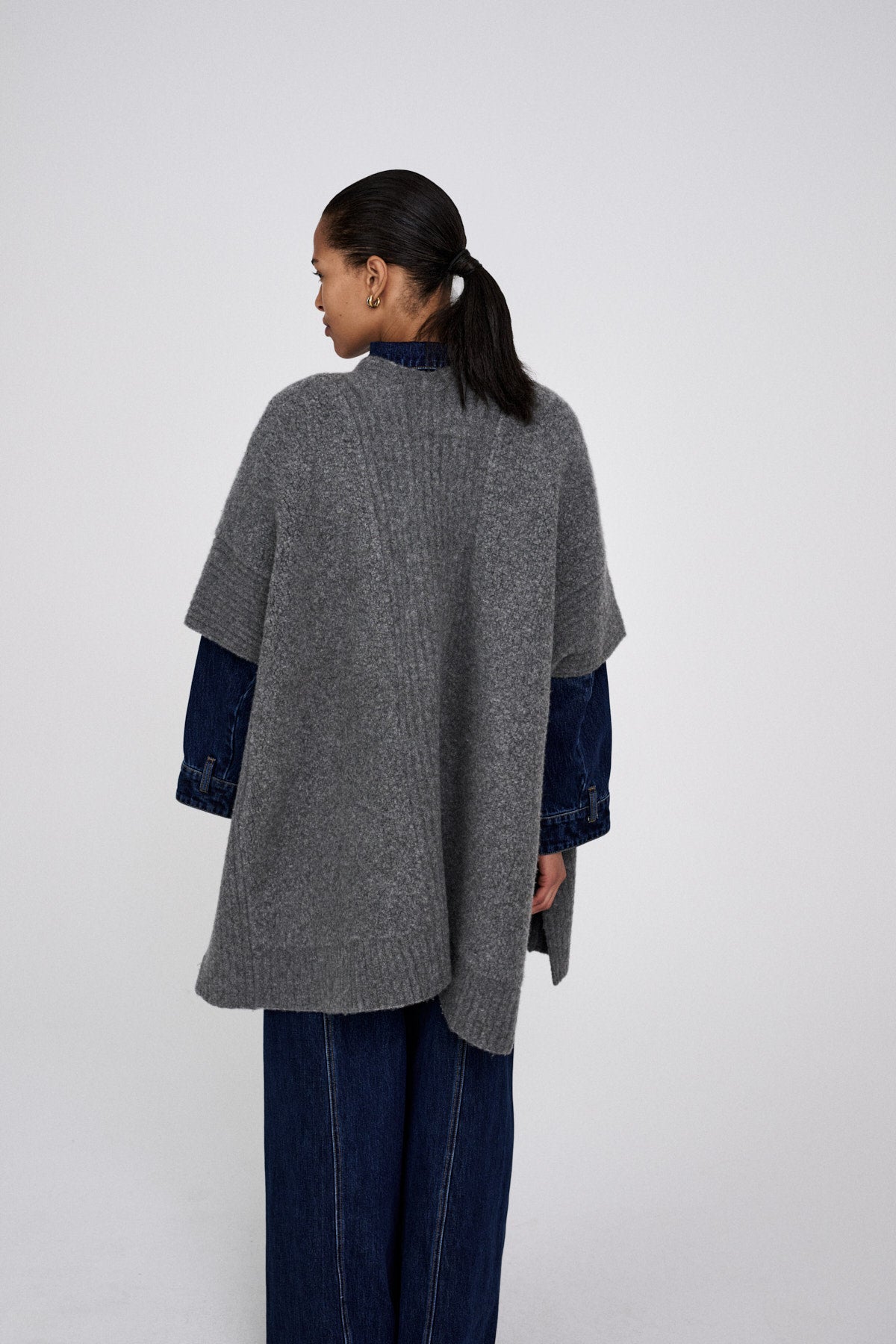 Dorris - Sheep knit cape I Grey melange 3 - Rabens Saloner - DK