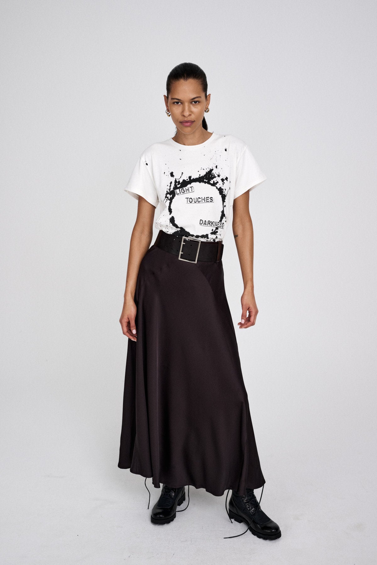 Ambla - Eclipsed print t-shirt I Chalk 2 - Rabens Saloner - DK