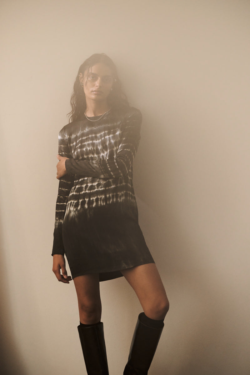 Agna - Frequency short tube dress I Caviar combo 3 - Rabens Saloner - DK