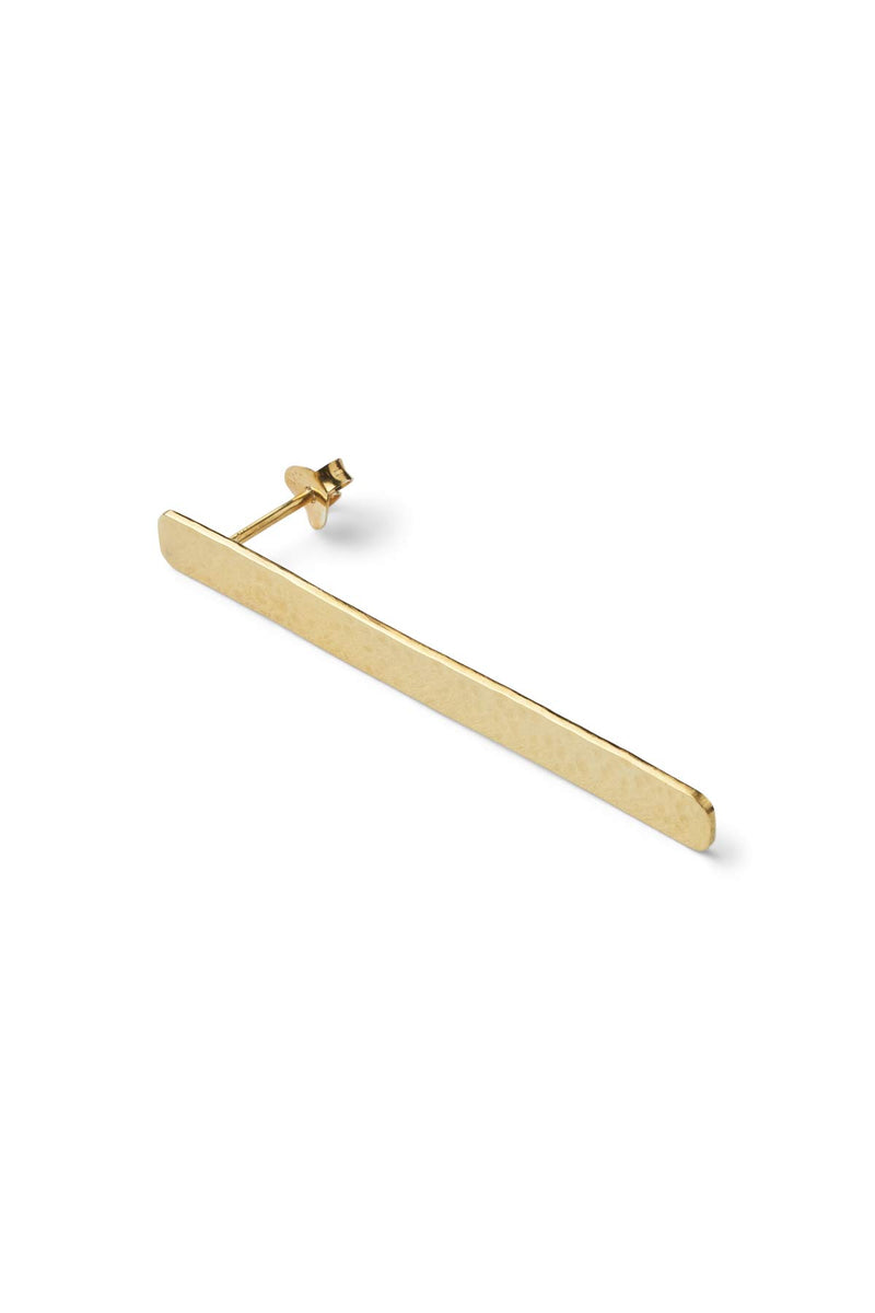 Nafsu - Hammered long earstick I Gold plated Gold plated   2 - Rabens Saloner - DK