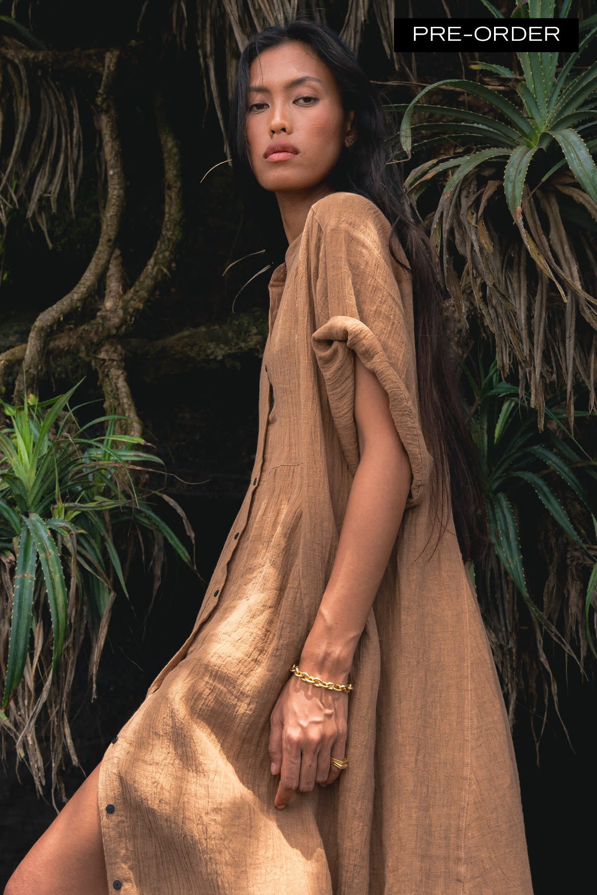 Susi - PRE-ORDER I Crinkled long kaftan I Walnut 1 - Rabens Saloner - DK