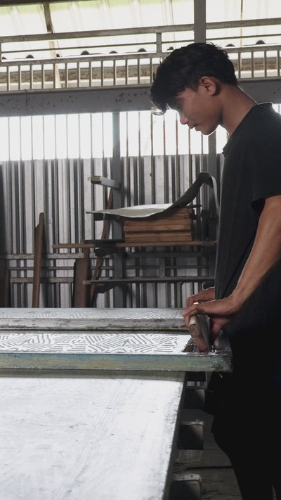 Sibyl - Ikat voile shirt I Mandarin pink ivory 7 - Rabens Saloner - DK